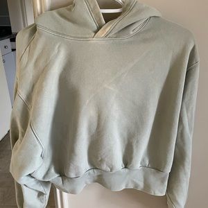 Aritzia TNA Cozy AF fleece cropped sweater